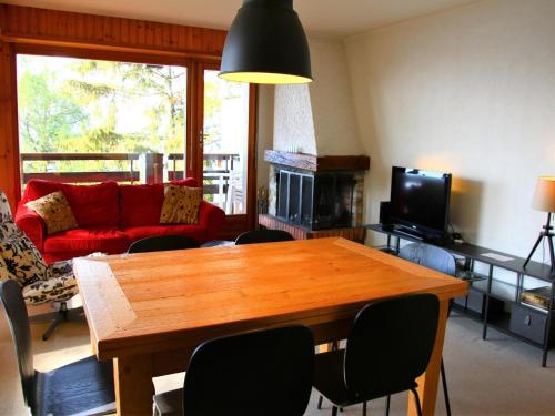 Apartment in Veysonnaz near Cable Car