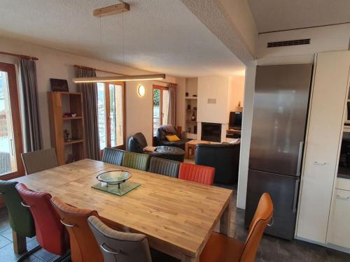 Chalet in Veysonnaz with valley view