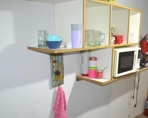 Kuchyň nebo kuchyňský kout v ubytování Tikka Hostel
