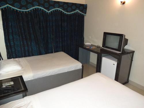 Gallery image of Hotel Sky Towers in Karachi