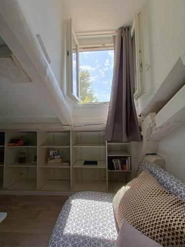 Photo de la galerie de l'établissement Appartement sous les toits ! Intra muros, à Avignon