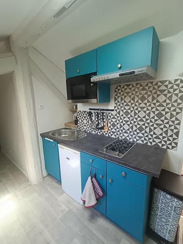 Photo de la galerie de l'établissement Appartement sous les toits ! Intra muros, à Avignon