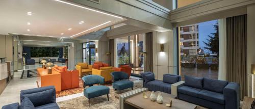 Posezení v ubytování Doubletree By Hilton Suites Trabzon Yomra