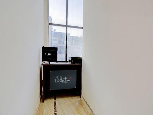 Μια τηλεόραση ή/και κέντρο ψυχαγωγίας στο The Pinaki Residency
