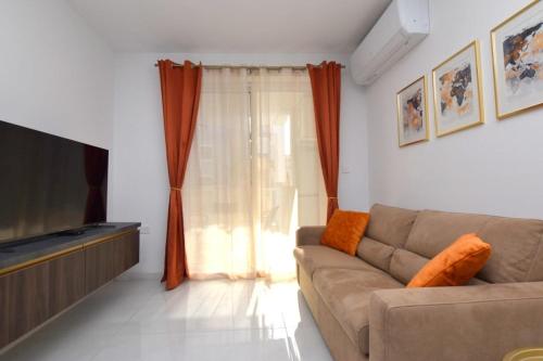 Area soggiorno di 2 bedroom Flat close to Valletta & Sliema - Orion 1