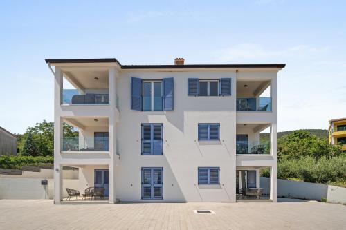 Valentino Apartments