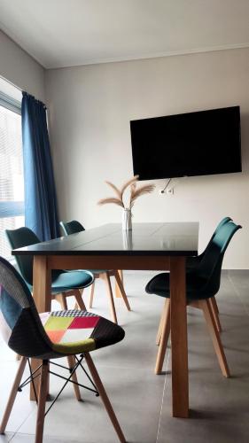 Ermou Downtown Suites by Athens Urban Retreat