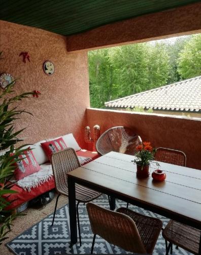 L'Oasis de Jade - T2 avec terrasse - Piscine