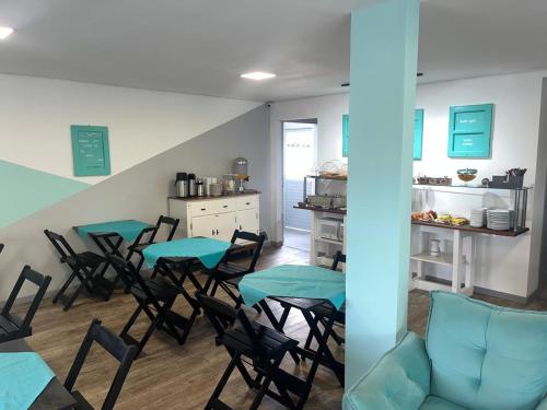 Kuchyň nebo kuchyňský kout v ubytování Dona Catarina Hotel