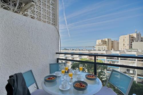 SKOL A406 - Wā Marbella Beach