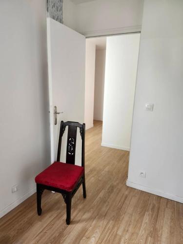 Φωτογραφία από το άλμπουμ του Paris Appartement Near 12Univ σε Maisons-Alfort