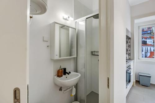 Bright 1BR Castelo São Jorge – Graça Getaway | By Airnest