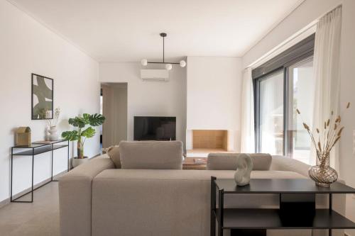 Prestigious 3BR Apartment in Marousi by UPSTREET