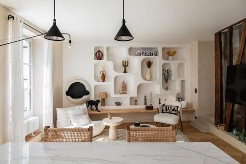 Amazing flat in an amazing Montmartre street