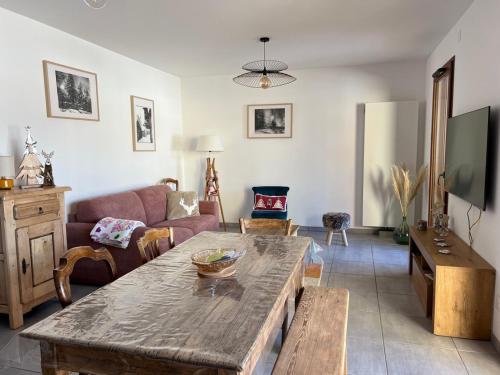 Charmant 3 pièces avec Wi-Fi et parking au Monêtier-les-Bains - FR-1-762-51