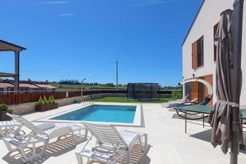 Apartments Novigrad by AwayToCroatia
