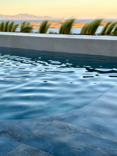Πισίνα στο ή κοντά στο Syros Soul Private Pool Suites
