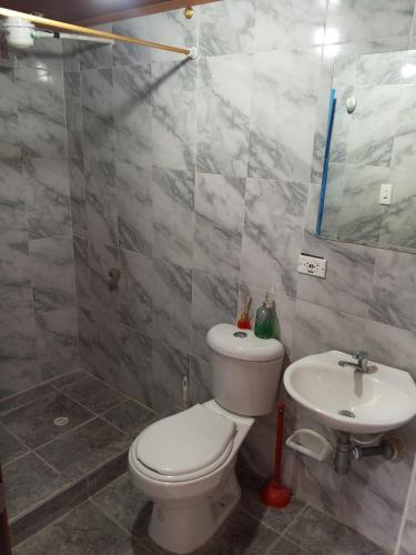 Ein Badezimmer in der Unterkunft Casa Palchacual