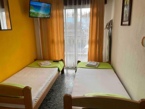 A bed or beds in a room at KLetnikovi