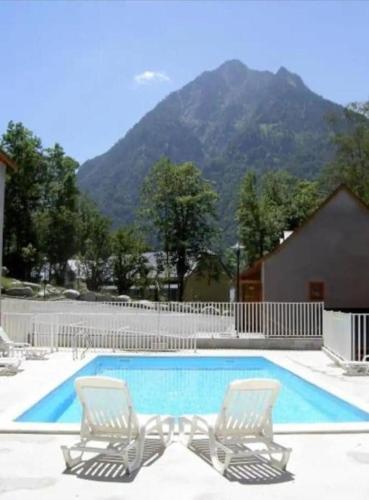 Studio vue montagnes RDC piscine