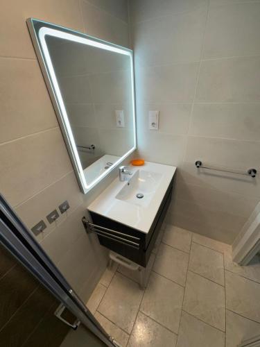 Appartement Première Ligne de mer avec piscine