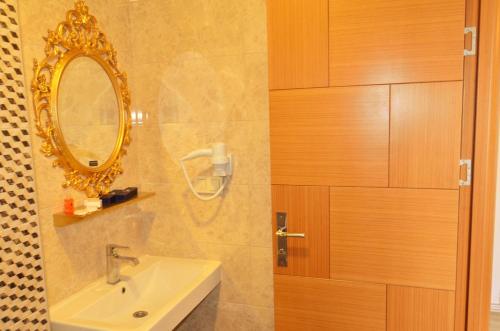Koupelna v ubytování Hotel Yonca