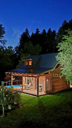 Apardo Chaty Březka - Trojka