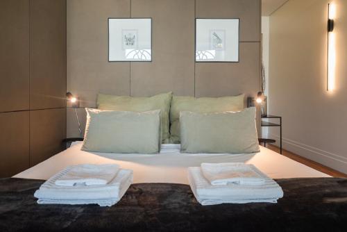 The Luxe Cube Apartment
