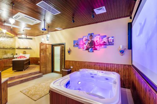 ภาพในคลังภาพของ Almond Holiday Village ในไคริเนีย