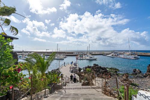 2BR Memela Dream Home - Modern & Seaviews