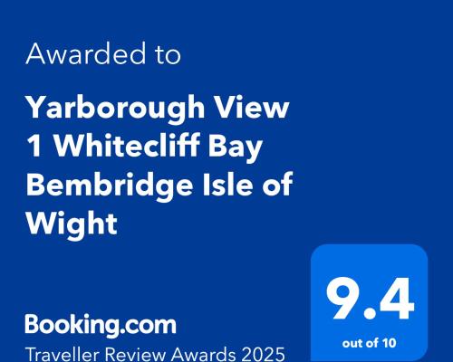 Certificado, premio, señal o documento que está expuesto en Yarborough View 1 Whitecliff Bay Bembridge Isle of Wight