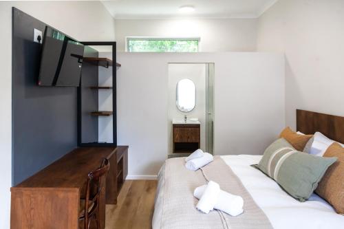 Кровать или кровати в номере Skinkikofi Guest House