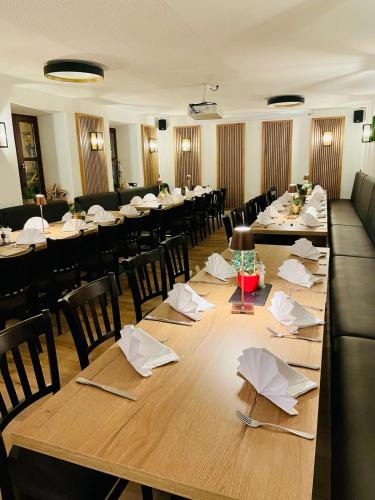 Restaurace v ubytování Hotel Gasthof zum Anker