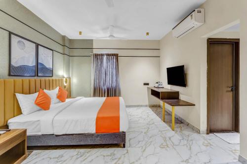 Μια τηλεόραση ή/και κέντρο ψυχαγωγίας στο Blossoms Hotel