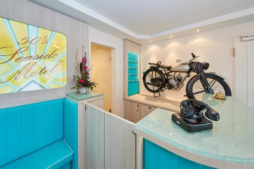 Bernstein Hotel "50`s Seaside Motel" photo 29