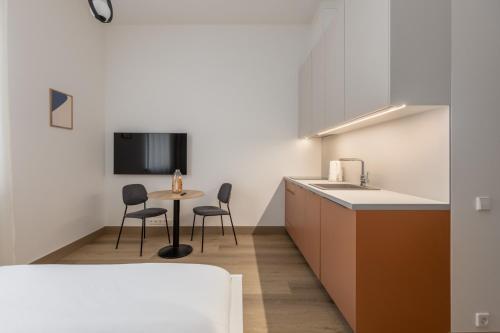 Foto M4 City Centre Studio Apartments - 5 min to Old Town 6
