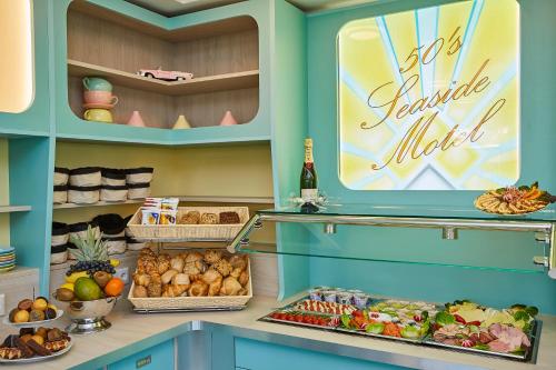 Bernstein Hotel "50`s Seaside Motel" photo 33