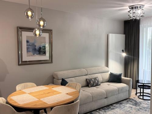 Apartment Whiteblue Garden & Sauna & Fitness