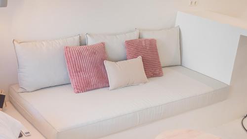 Central Luxurious Athens Suites- walk to Acropolis - by Good Life suites