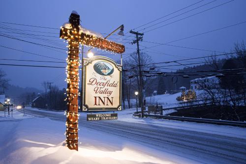 Deerfield Valley Inn - Mt Snow durante el invierno