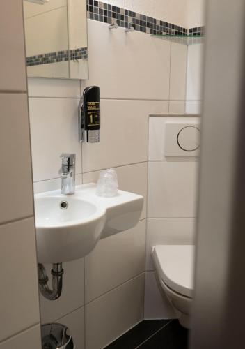 Koupelna v ubytování Gaststätte Zur Eiche