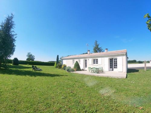 Maison avec grand jardin