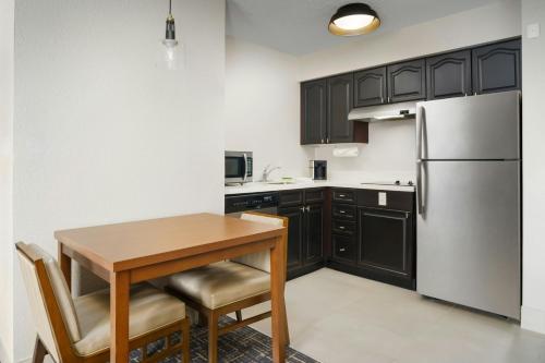Residence Inn Orlando Lake Buena Vista Image