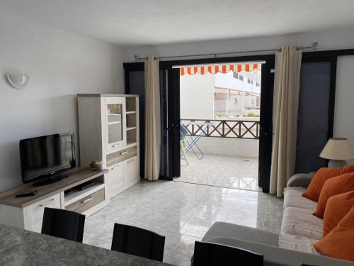 Lovely Self Catering 1 bed Apartment 8A2, Los Cristianos,Tenerife