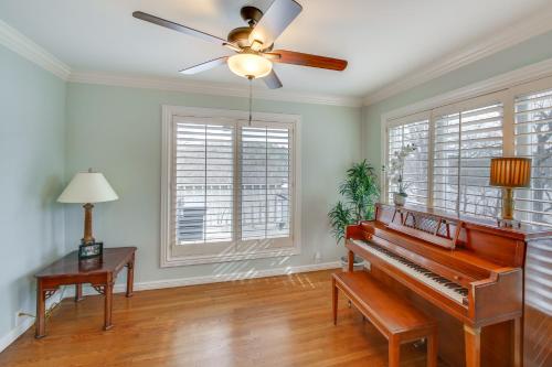 Gambar di galeri bagi Screened-In Porch with Views Hot Springs Getaway! di Hot Springs