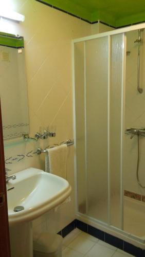 Un baño de Residencial Moeda