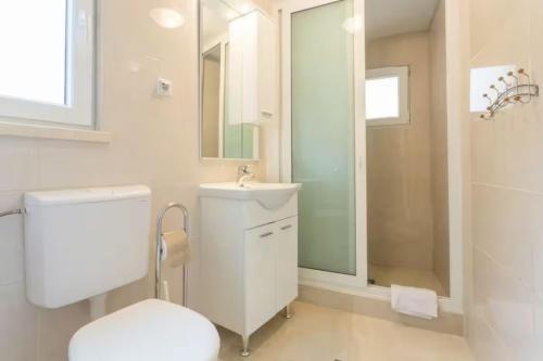 Apartments with parking space Dubrovnik - 4732