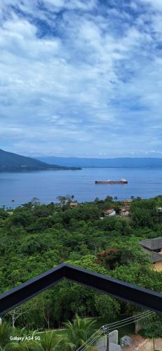 Landskap semula jadi dekat dengan rumah tamu ini