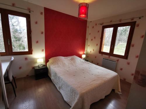 Photo de la galerie de l'établissement Chalet calme à la montagne près de Prapoutel, 2 chambres - FR-1-771-82, à Laval