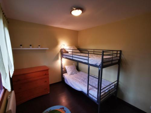 Photo de la galerie de l'établissement Chalet calme à la montagne près de Prapoutel, 2 chambres - FR-1-771-82, à Laval